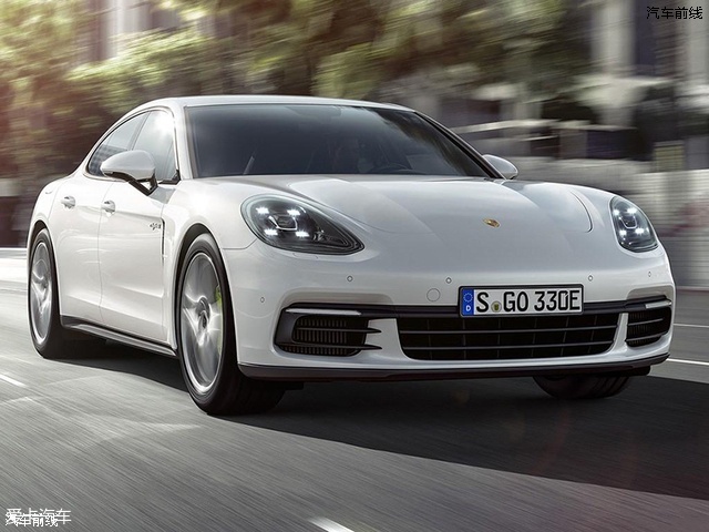 Panamera 4 E-Hybrid 127.6991