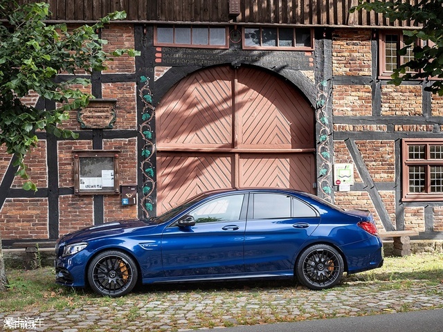 ϵ⳵ ¿AMG C63 Sͼ