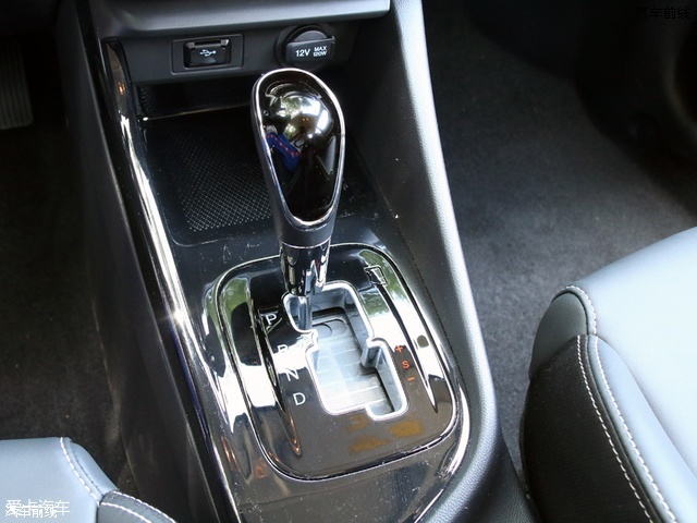 长安第三代悦翔