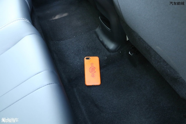 长安第三代悦翔