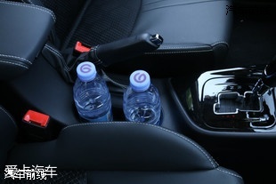 长安第三代悦翔