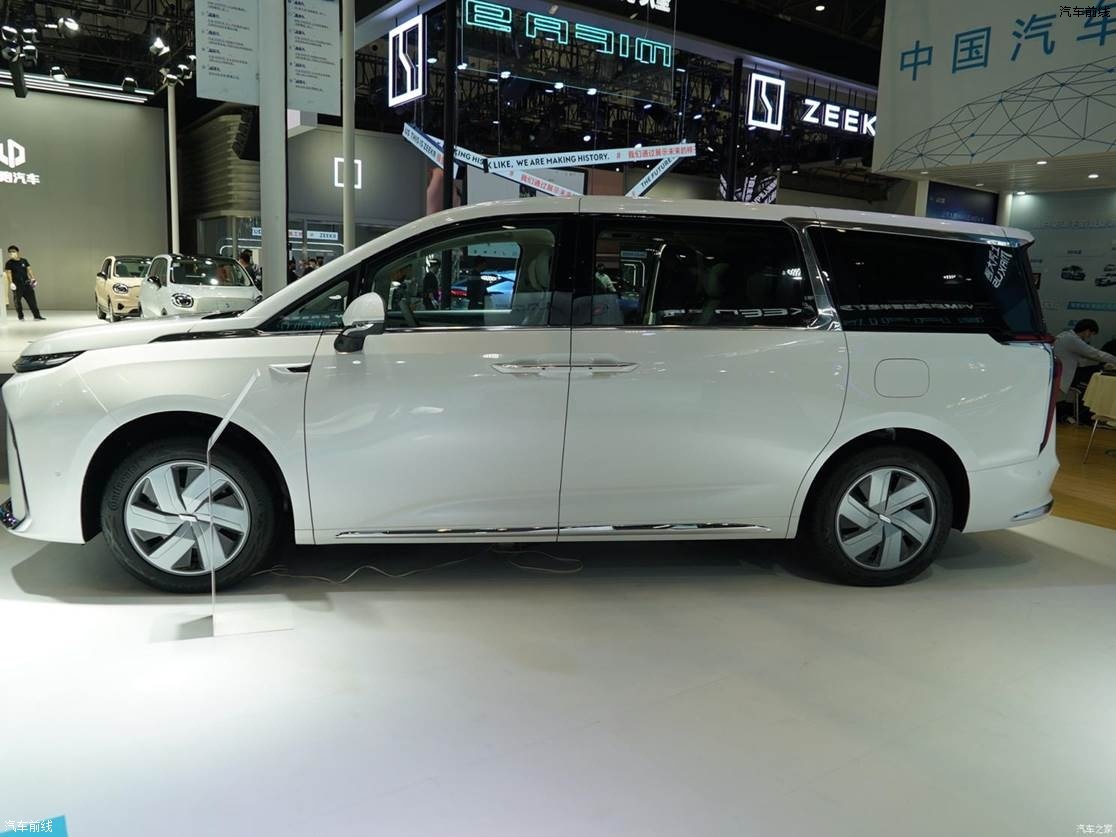 ͨ ͨMAXUS MIFA 9 2022 ɭ