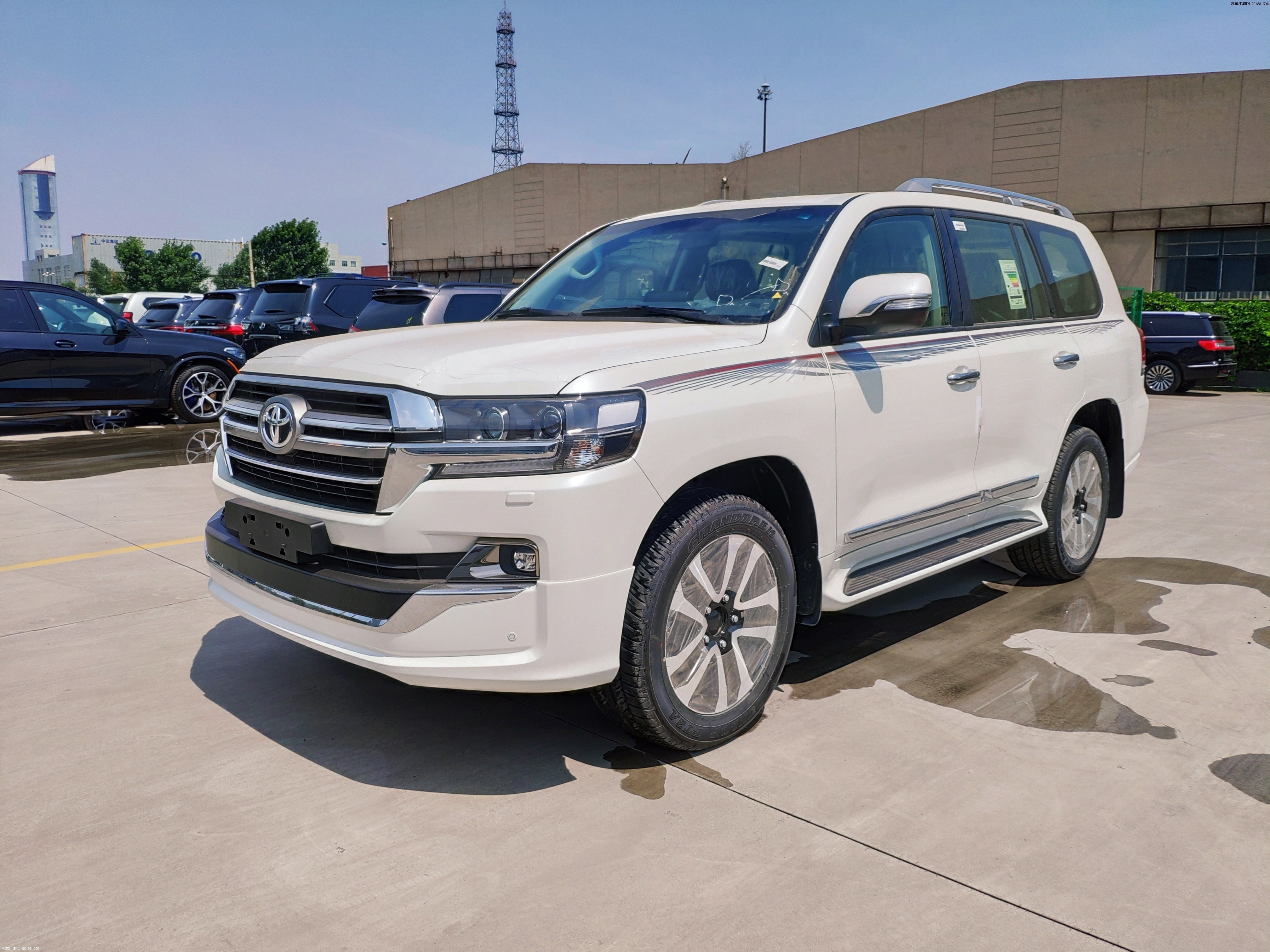 19款丰田陆巡4000粗犷外表越野车报价