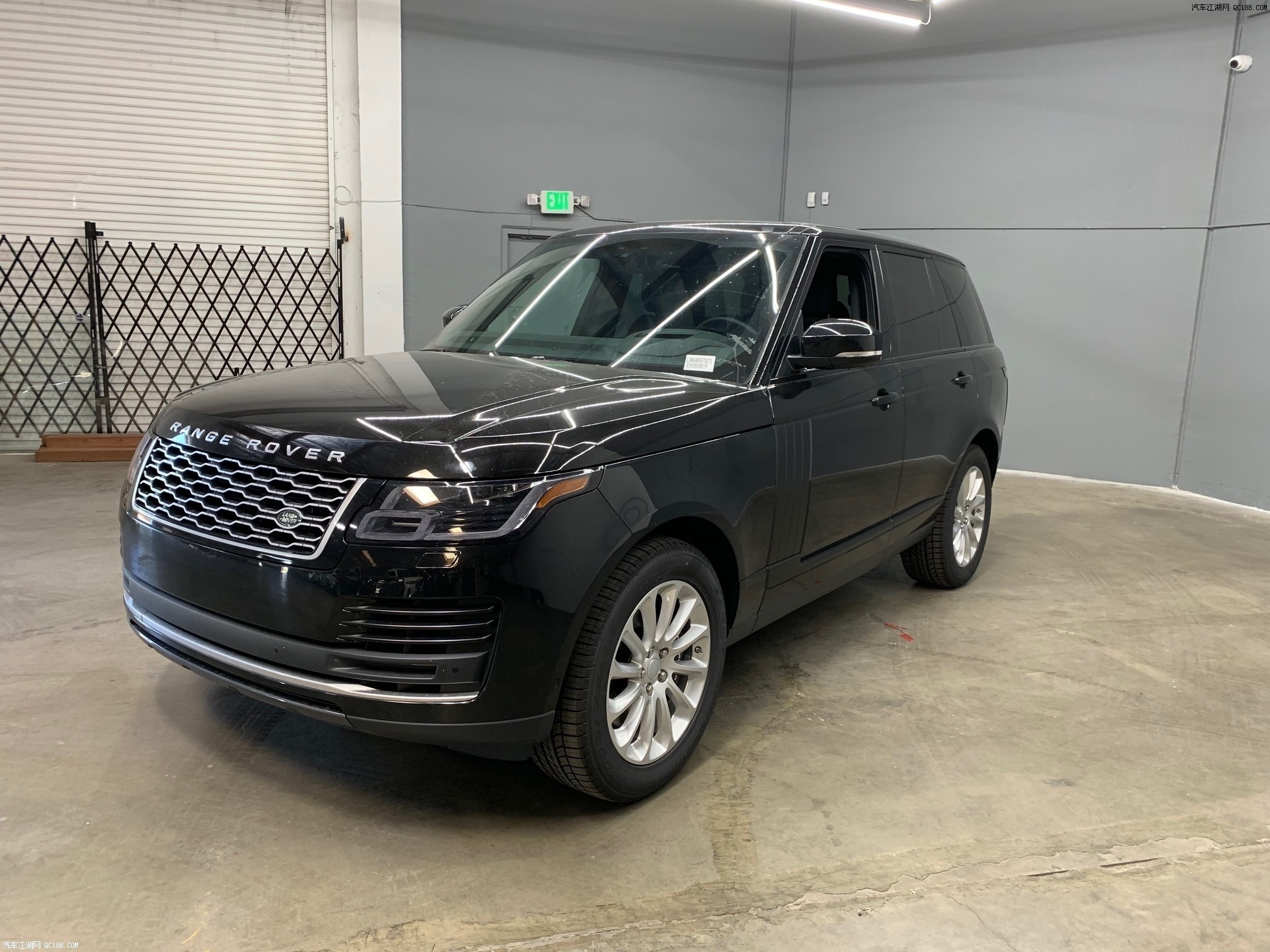 19款路虎揽胜行政3.0汽油hse到店图解