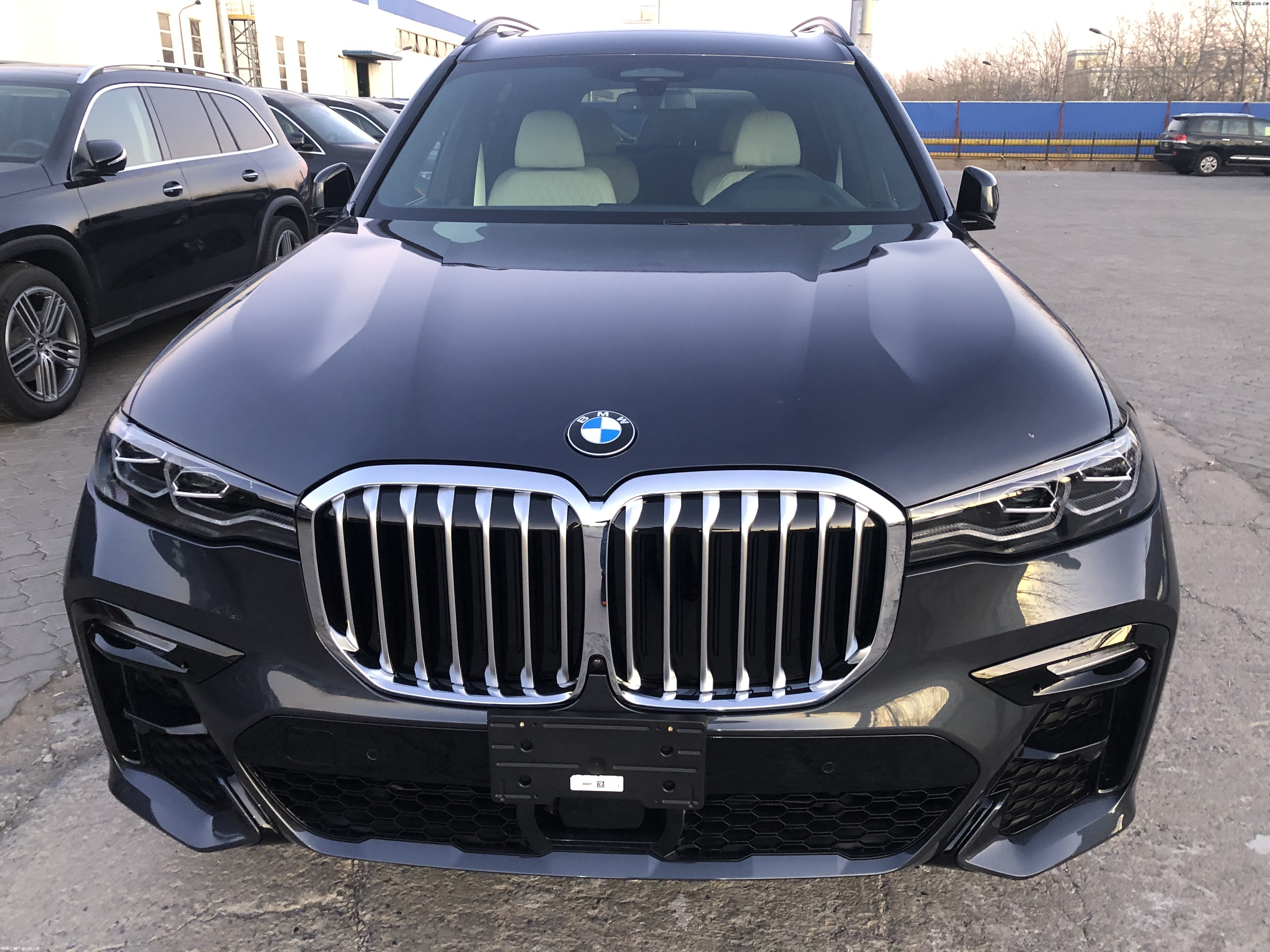 纯原装进口2020款宝马x7 双拼内饰高贵优雅