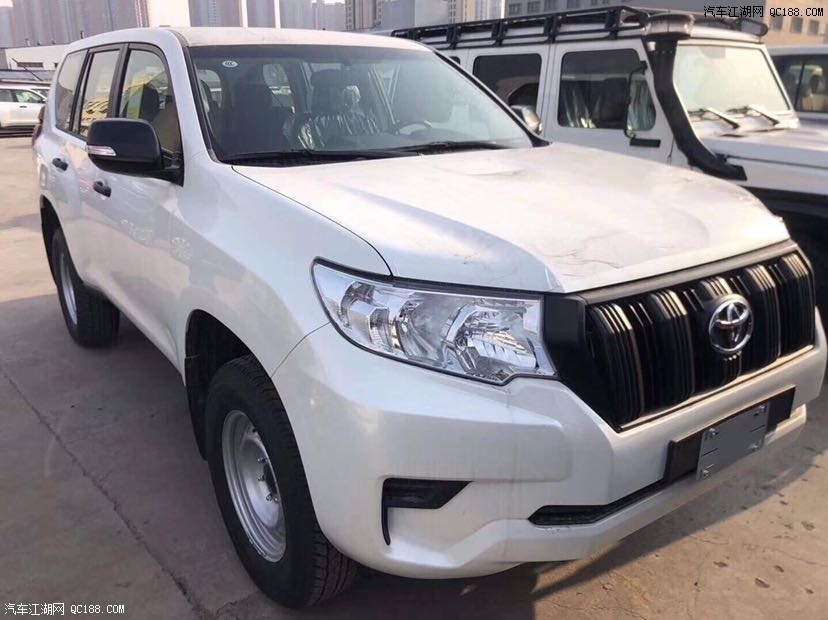 2020款丰田霸道3000柴油版实车报价体验