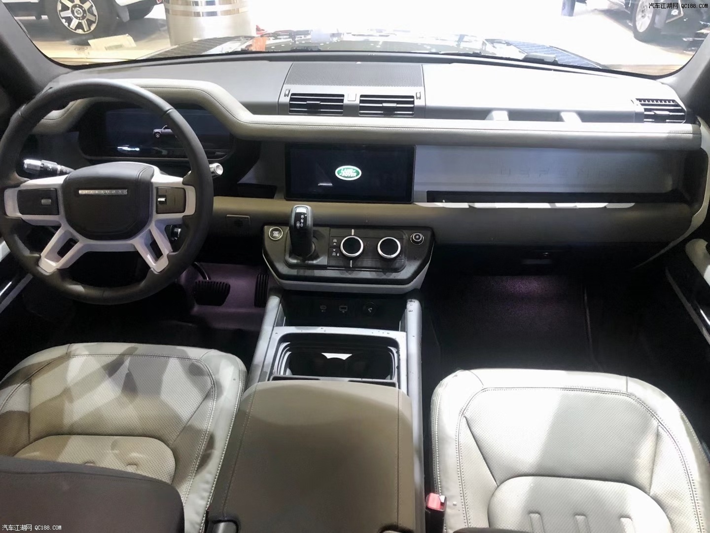 2020款全新进口美规路虎卫士配置详情