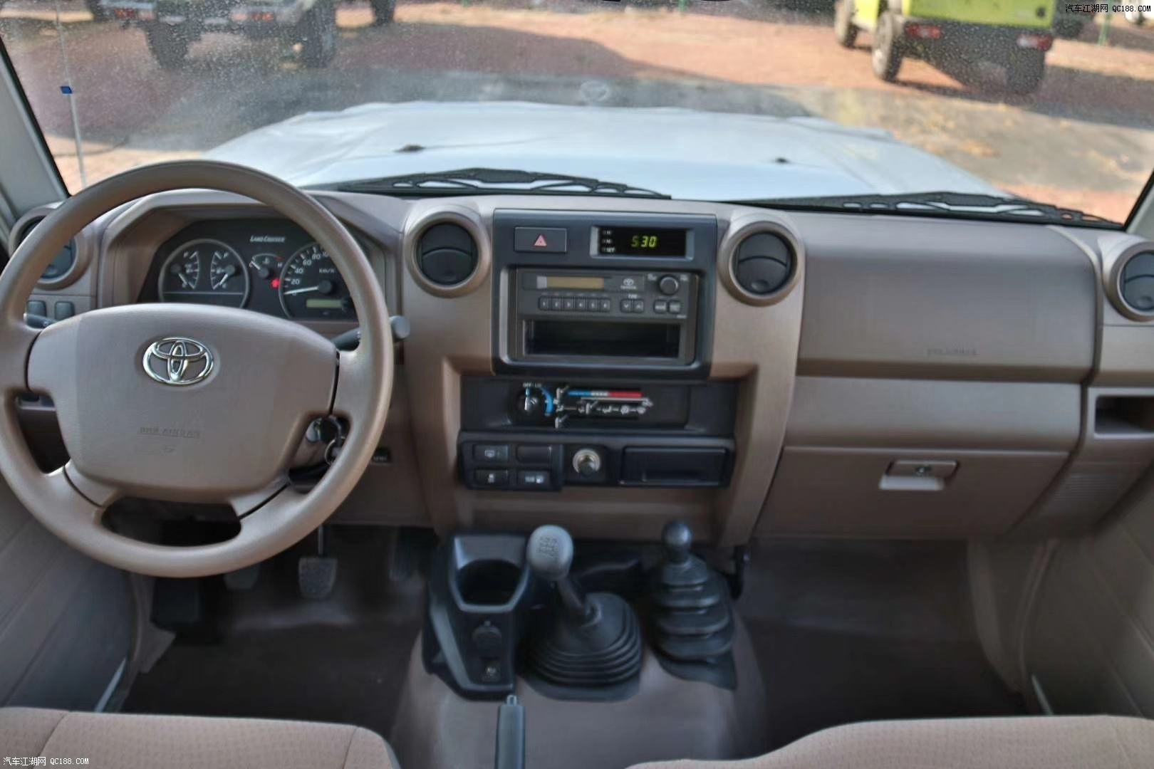 2020款兰德酷路泽lc78中东版配置详情