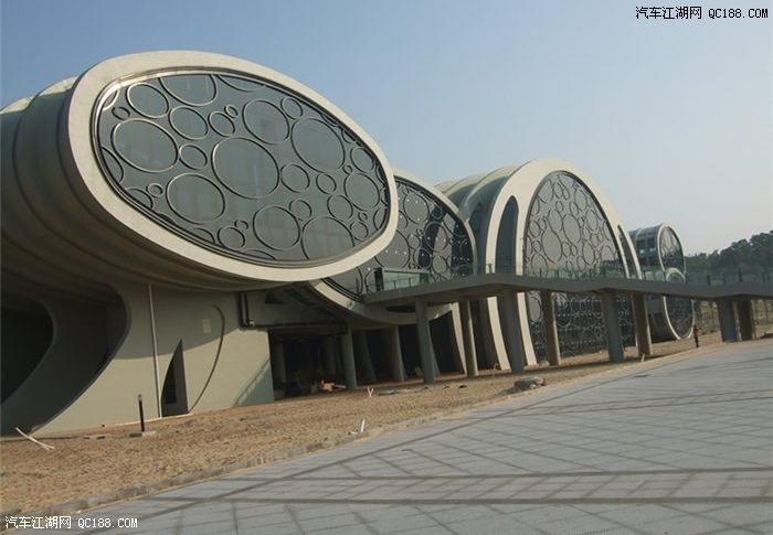 在建的闸坡另一美景:水晶宫——宋代古沉船"南海一号"座驾