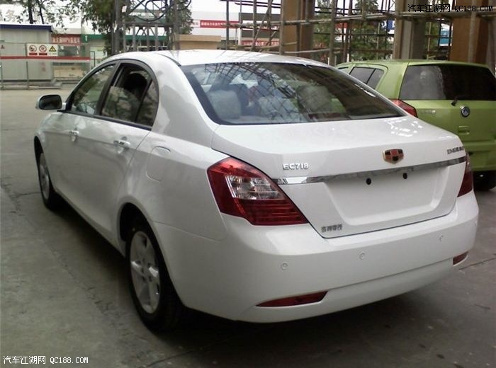 除去车尾四个字很容易 帝豪ec718作业