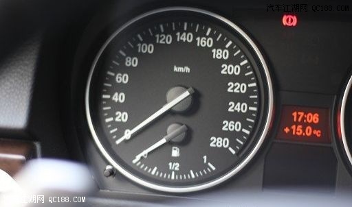 爱不释手的马鞍棕内饰 宝马335i提车记