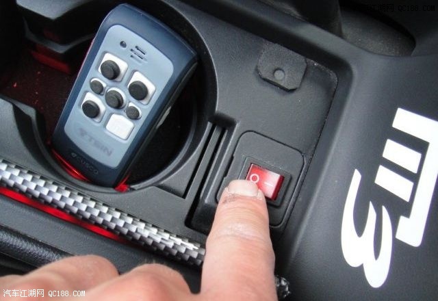 马自达3更换进气/中段/刹车