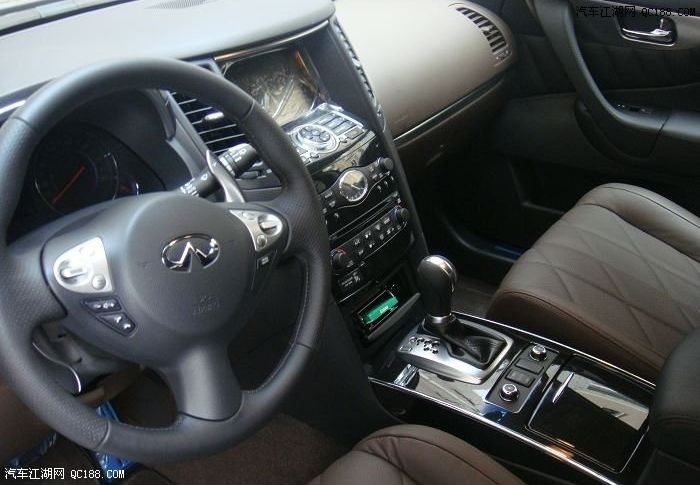 豪华suv!10款英菲尼迪fx35超越版提车