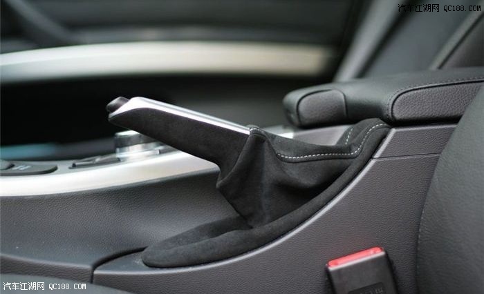 一样的外观不同的内在 宝马325i提车记