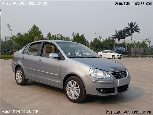 购车可享1万元优惠 polo劲取现车充足!