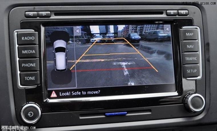 高尔夫6加装带模块翻盖倒车影像成功记