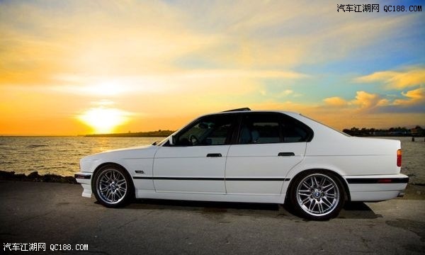 回眸经典老车十三季 分享94款宝马530i