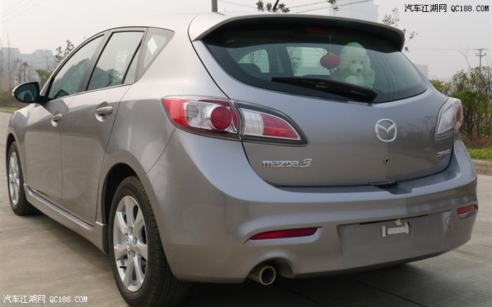 爱运动的俊朗小生 马自达3两厢2.0提车