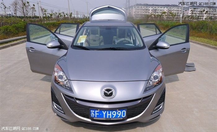 爱运动的俊朗小生 马自达3两厢2.0提车
