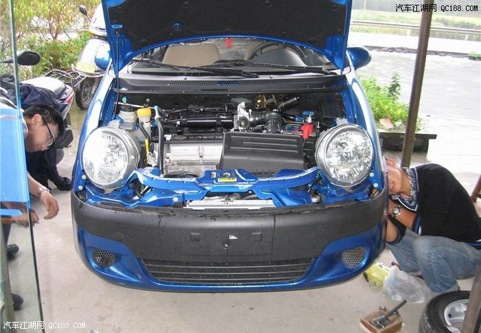 胆大又心细!蓝色乐驰改装疝气雾灯篇!