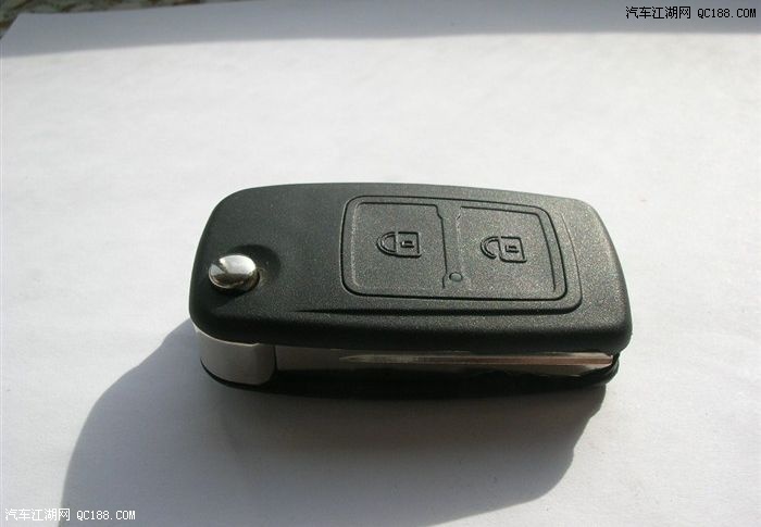1.0舒适型瑞麒m1配遥控钥匙