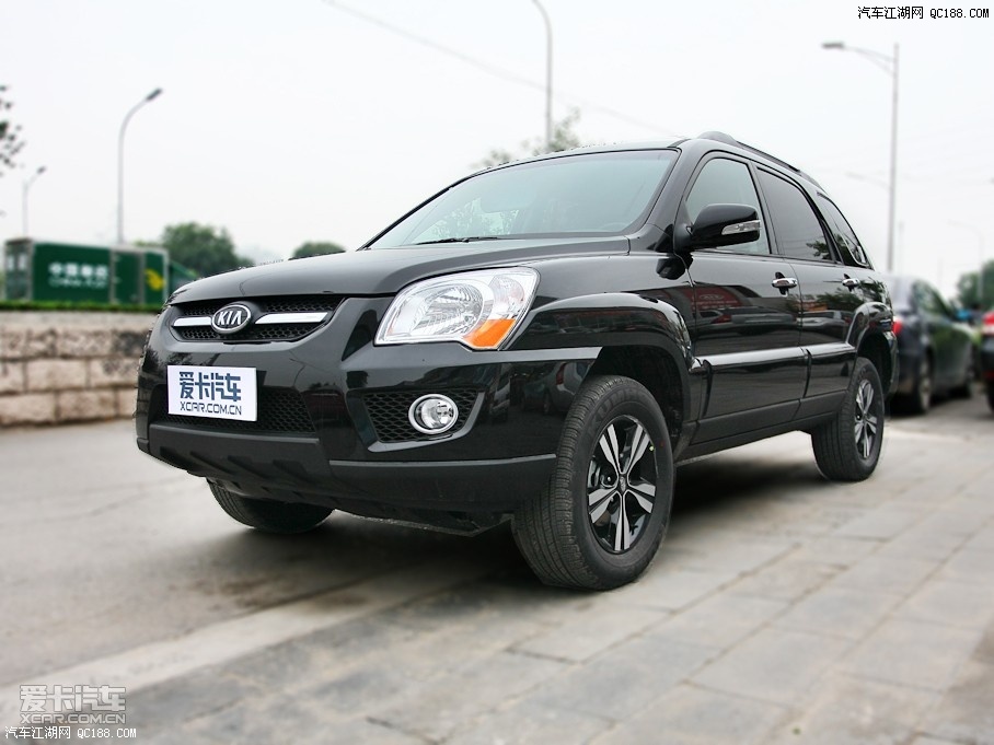 2011款狮跑现车充足 优惠1.8万元送装饰