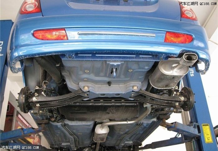 新车到手热情无限!蓝色力帆320秀中控