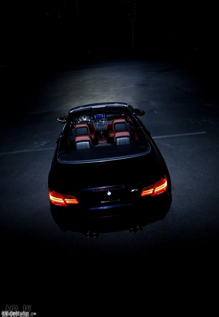 【图】闪耀夜晚的骑士 蓝色宝马m3夜拍大片赏_汽车江湖