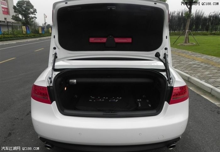 最年轻的"绅士" 敞篷版奥迪a5提车记