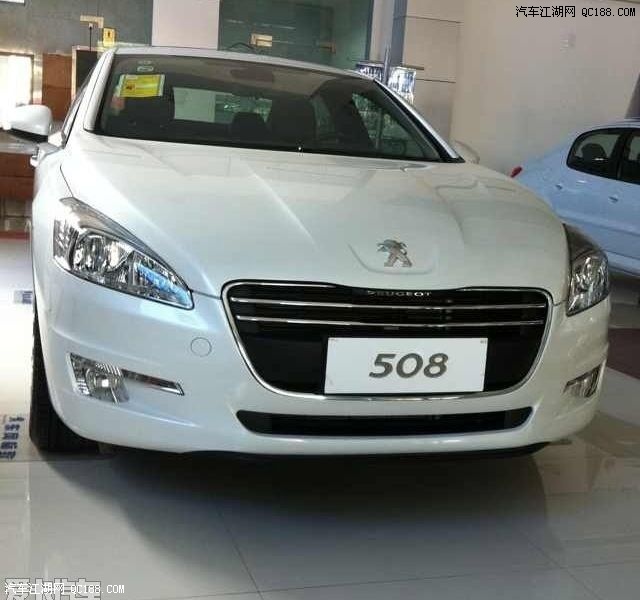 性价比高!白色狮王标致508初驾谈感受