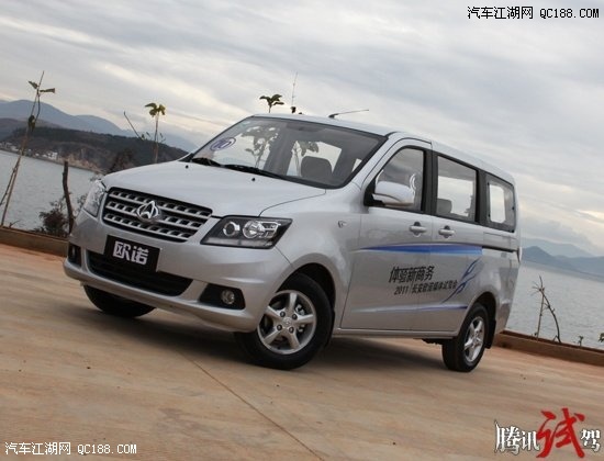 试驾长安欧诺商务车