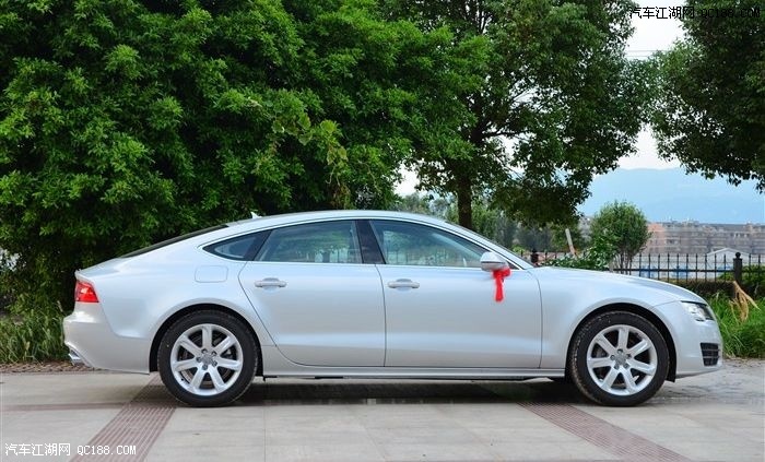 车身大又漂亮拉风跑车 入手奥迪a7银色