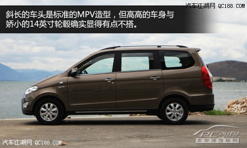 向着家用风格靠拢!测试评价五菱宏光s