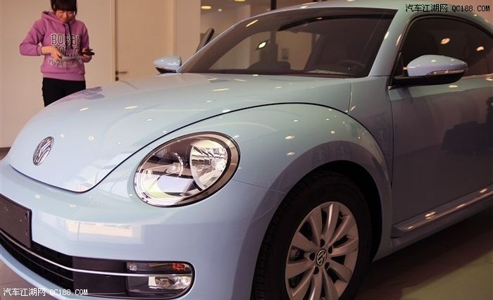 杜绝平凡要另类 1.4t时尚型蓝色甲壳虫