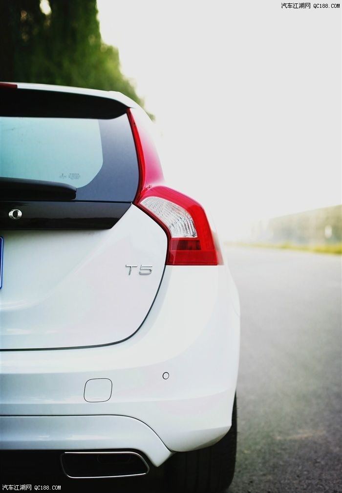 【图】空间宽敞做工精细 入手2014款沃尔沃v60_汽车江湖