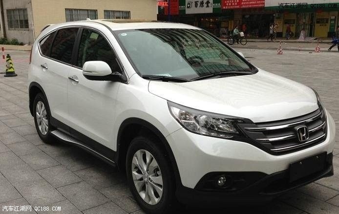 非常安静/空间也大 白色豪华版本田crv