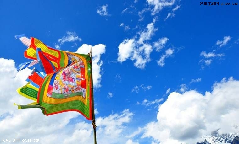 藏区旗帜图片