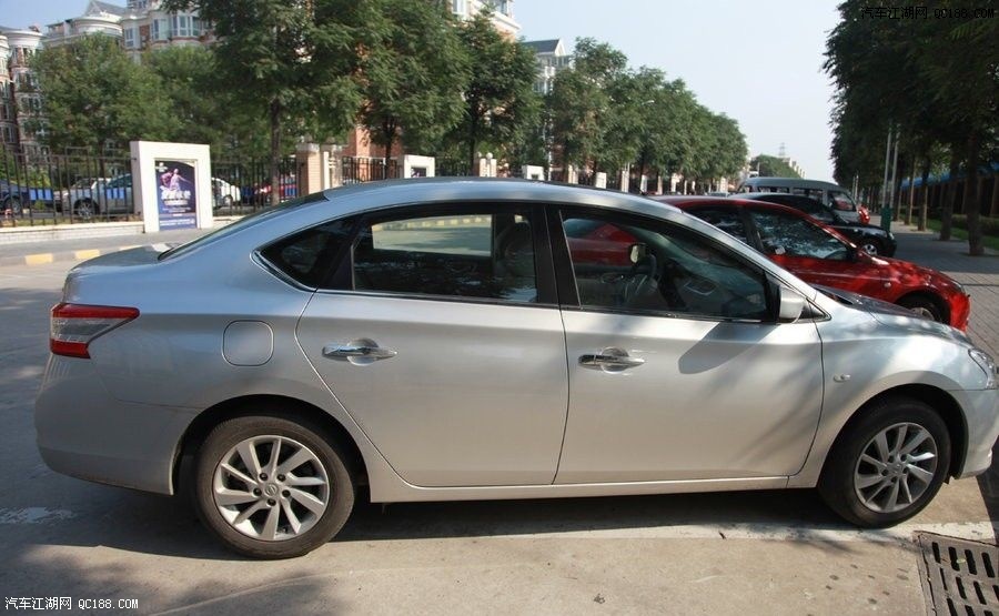 漫漫选车路终结束 提日产轩逸银色顶配