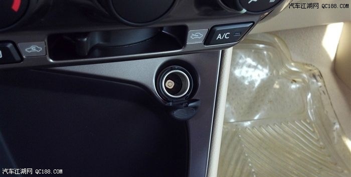 丰田致享点烟器保险在哪 致炫换点烟器保险