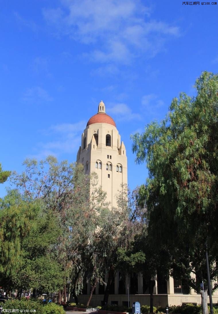 其中主要包括斯坦福大学,硅谷,17英里,蒙特雷小镇, 卡梅尔小镇,大瑟尔