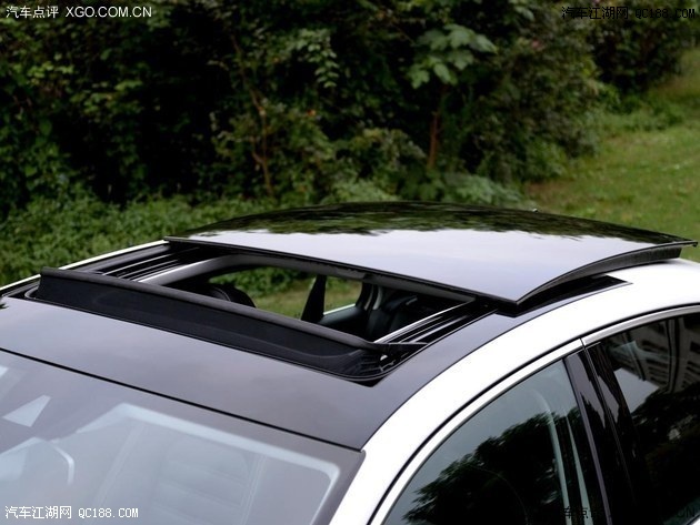 外观年轻/配置丰富 实拍上海大众凌渡