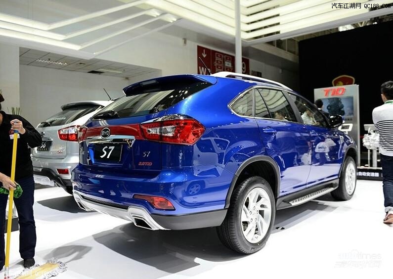 2014年北京车展亮相的比亚迪s7展车