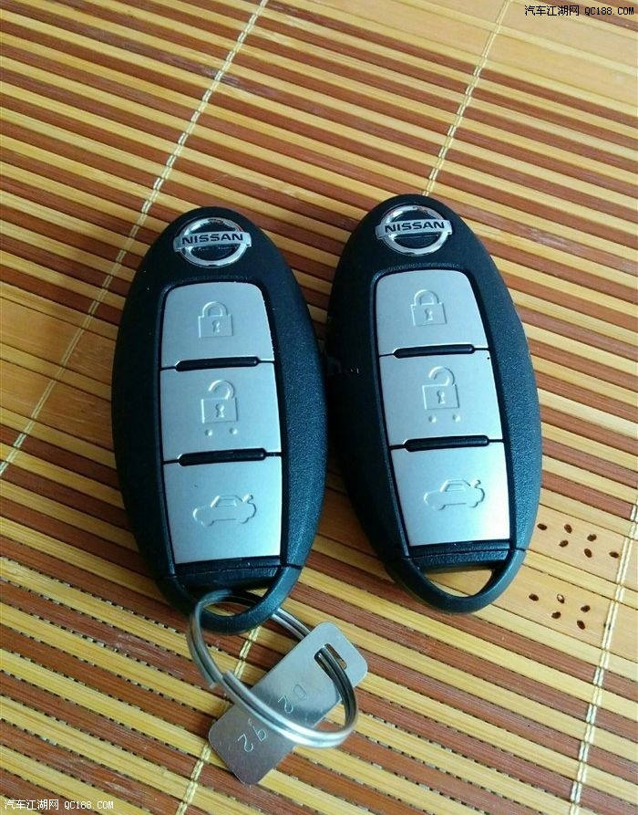 上图分享天籁的钥匙外观,看看哪一款是你的心水吧