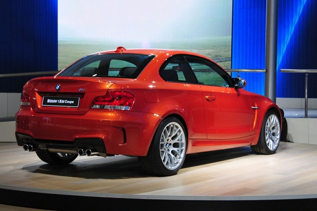 宝马1系m coupe 试驾 4.7秒破百气势凶悍