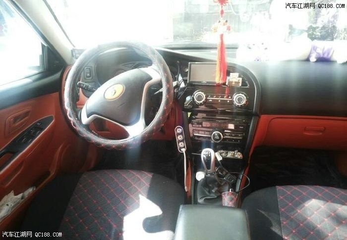 晒v3菱悦内饰改装效果 动的地方多 看图吧