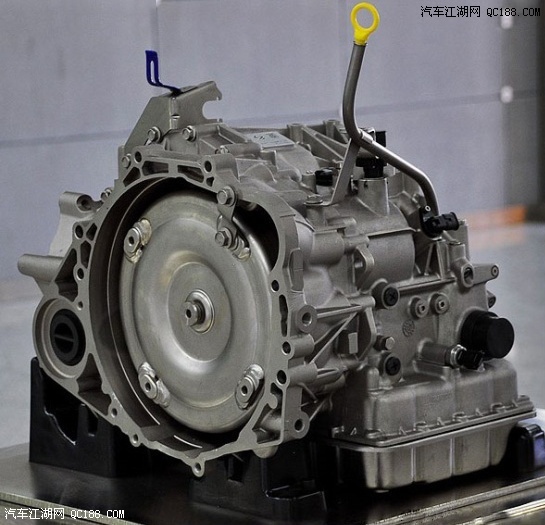 抄袭得来的高颜值 解析自主品牌陆风x7