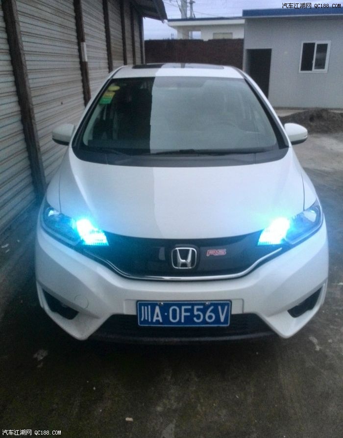 网上买的led示宽灯,咱不动大灯,可以diy一下雾灯的颜色