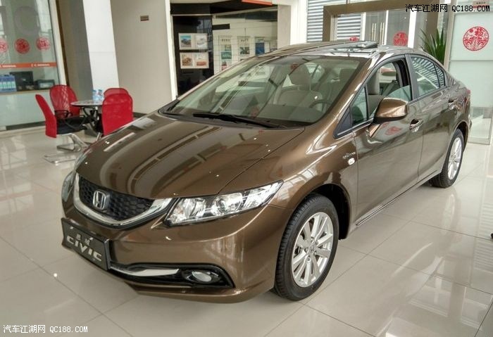 仪表盘十分漂亮 思域马德里金提车作业