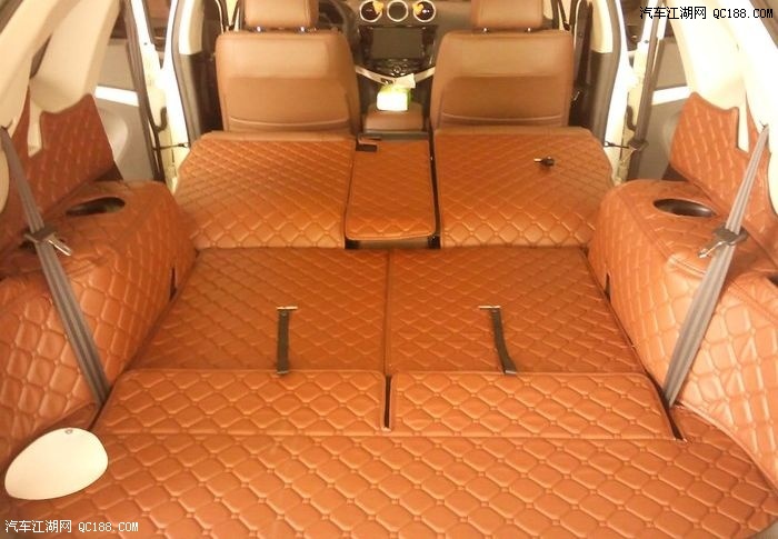 配置十分给力 比亚迪s72.0t自尊提车作业