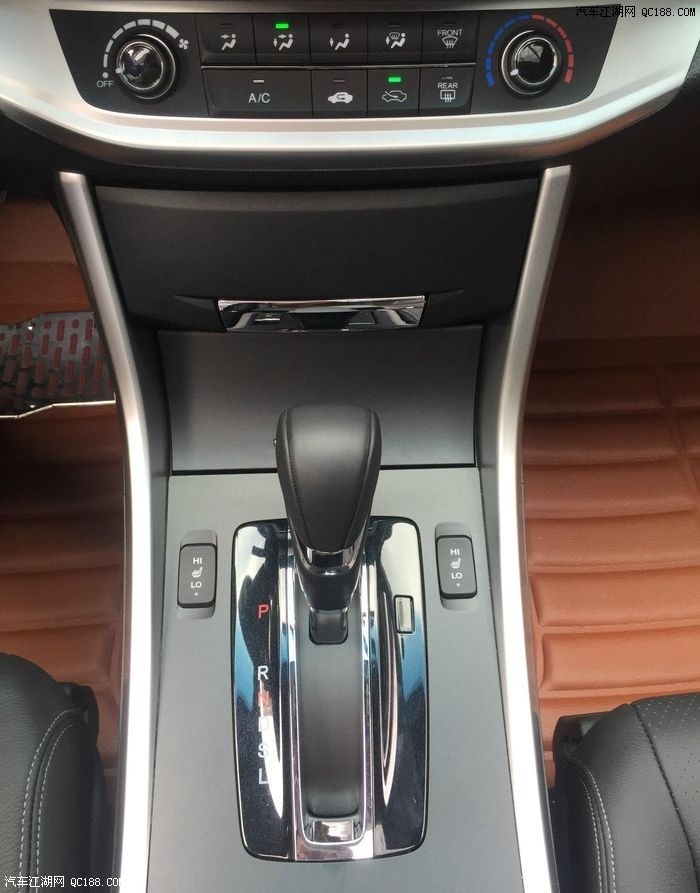 空间足够家用首选 谈本田雅阁2.0l lxs